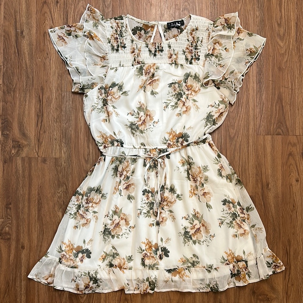 Francesca’s Floral Ruffle Mini Dress - L